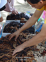 Date farm prayer beads